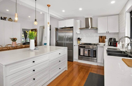 Bundeena House | SaltNest - A calm and modern retreat by the sea