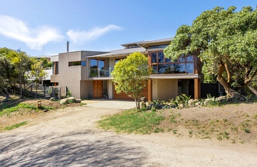 Sorrento House | Saltwater Sorrento Close to Bay Beach and Township