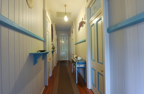 Mount Samson House | Samford Lakes - The Cottage