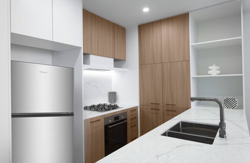 Heidelberg Heights Apartment | Samma | 2BR Modern Elegance on Bell Street