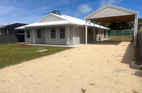 Waterhouse House | Samphire - Avail. Oct LWknd - WiFi, Wood Fire