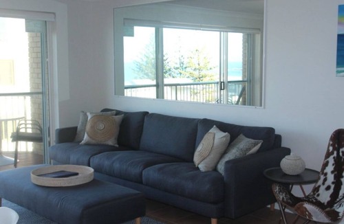 Caloundra Apartment | Sanctuary Shores 5 Kings Beach Coastal Escape
