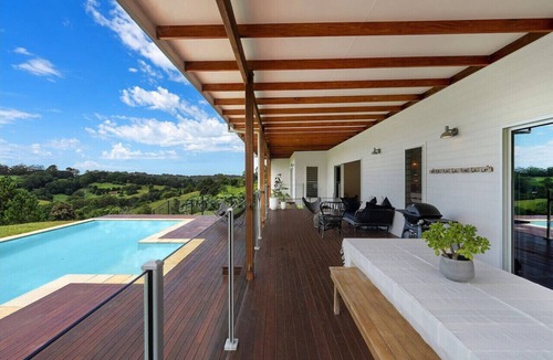 Bangalow House | Sanctuary Spaces - Fig Tree Hill Retreat