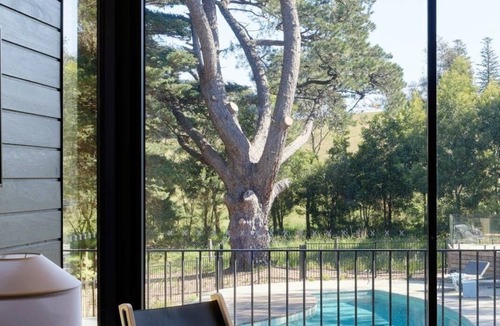 Mornington Peninsula House | Sand Steps (Heated Pool)