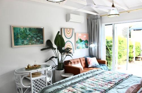 Newport Apartment | Sandpiper Studio