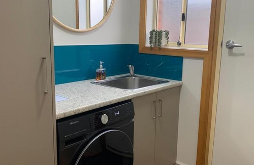 Ulverstone House | Sandpiper - West Ulverstone Near the Leven River