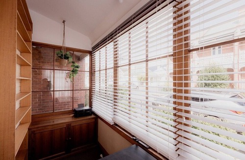 Hobart Central Business District House | Sandy Bay splendour - Steps from the seaside