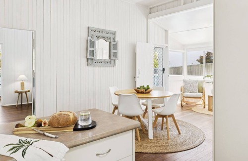 Yamba Cottage | Sandy Cheeks - Charming Yamba Beach Cottage Close to Town & Beaches - Holiday Yamba