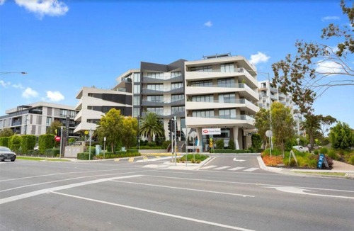 Sandringham Apartment | Sandy Hill apartment, Sandringham