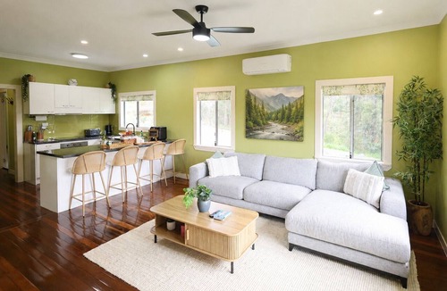 Moorina House | Scenic Rural Retreat, foothills of Mt Mee Qld AU