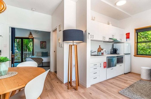 Byron Bay Resort | Sea Crest- Unit 5, 47 Shirley St, The Crest Apartments