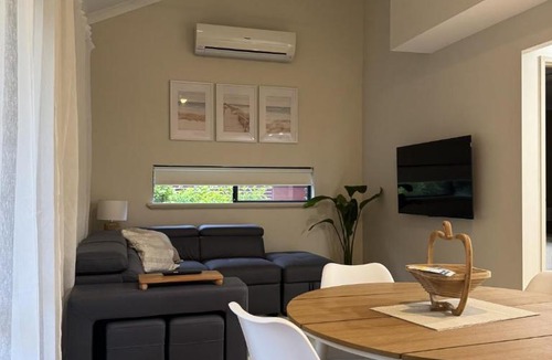 Preston Beach Ski Chalet | Sea Renity Preston Beach