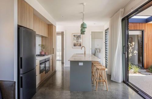 Eagle Bay Villa | Sea View