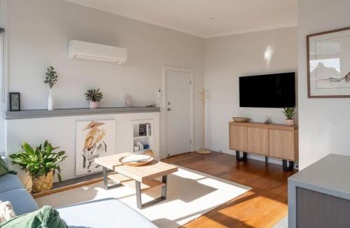 Montello Apartment | Sea You Soon: Views Parking & WiFi