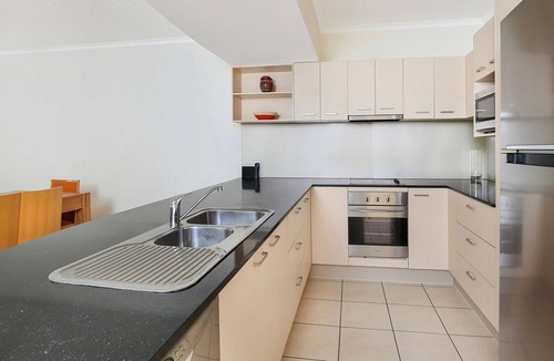 Caloundra Apartment | Seabourn Unit 102, 56 Lower Gay Tce Caloundra