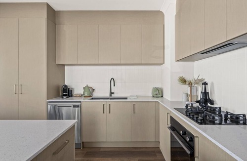 Christies Beach House | Seabreeze at Christies - Indulge in Coastal Luxury at Christies Beach