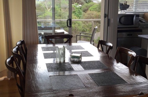 Smiths Beach House | Seabreeze at Smiths Beach