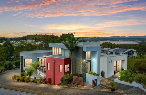 Long Beach House | Seabreeze Sanctuary