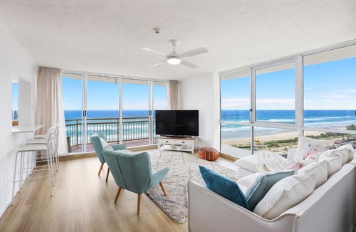 Surfers Paradise Apartment | Seacrest on the Beach - Level 11