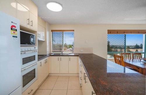 Moffat Beach House | Seacrest Unit 4 Moffat Beach QLD