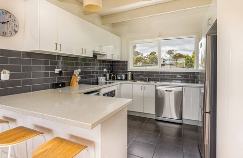 Smiths Beach House | Seanic at Smiths close to YCW beach.