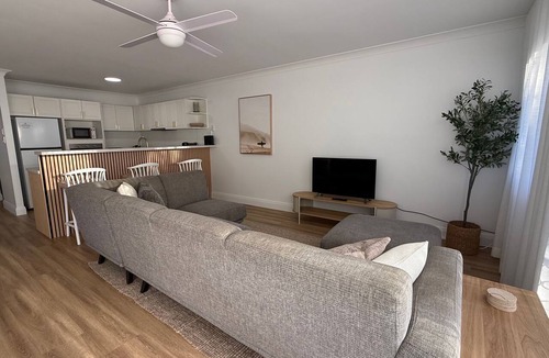 Rainbow Beach House | Seasalt - Rainbow Beach