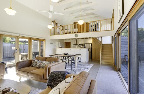 Hindmarsh Valley Bed & Breakfast | Seascape Retreat
