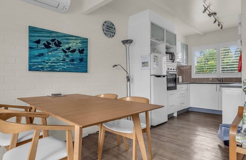 Merimbula Apartment | Seaspray - Great Fishpen Location!