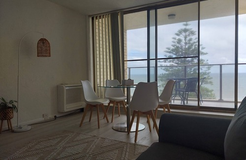 Glenelg Apartment | Seaview Escape Glenelg