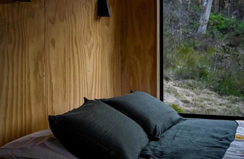 Mount Alexander Shire House | Secluded off-Grid cabin with water views - Marcel