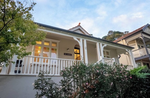 Cammeray Apartment | Self-Contained Cammeray Guesthouse near CBD and Beaches