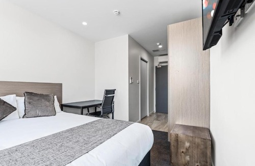 Gordon Hotel | Seranin | Gordon