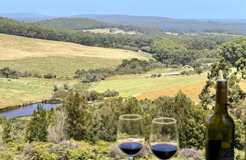 Shadforth House | Serendeva | Private 5 Acres 6 mins from town, Panoramic Views, Dogs Welcome, EV Charging Point