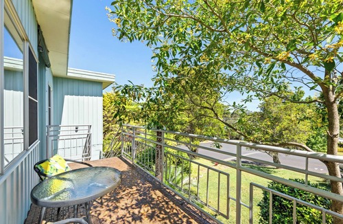 Denhams Beach House | Serendipity - Oceanfront family holiday home on Denhams Beach