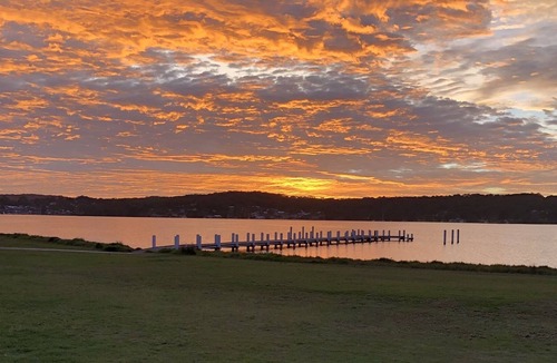 Gwandalan House | SERENDIPITY TRANQUIL RETREAT, located on Beautiful Lake Macquarie,