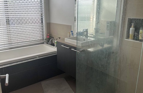 Caloundra West House | Serene Guest Room Retreat in Caloundra West