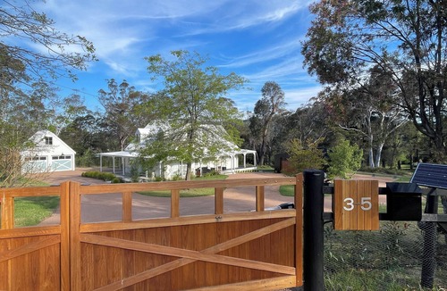 Welby Cottage | Serene original country cottage nestled on 2 acres in the NSW Southern Highlands