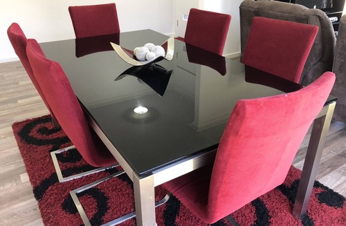 Pakenham House | Serenity 9 - Room 2