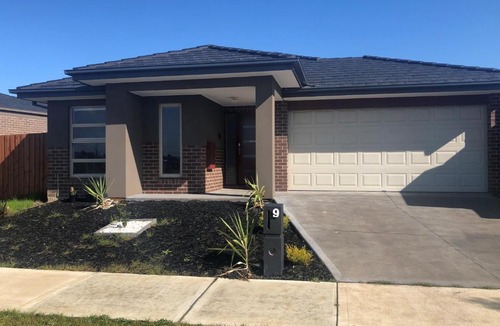 Pakenham House | Serenity on the Raqs