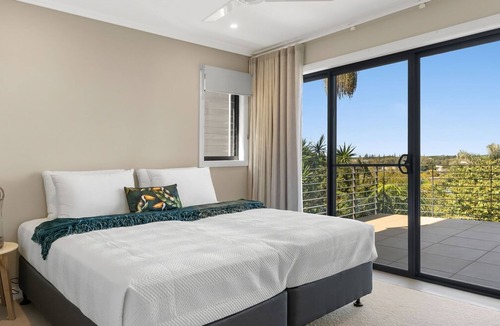 East Ballina House | Shawhaven - Shaws Bay Holiday Home