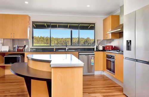Pokolbin House | Shiraz Vineyard Estate
