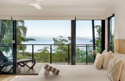 Hamilton Island Apartment | Shorelines 24