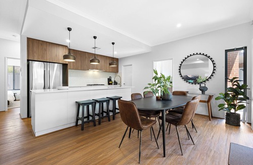 Victoria Park Villa | Side by Side New Luxe Homes