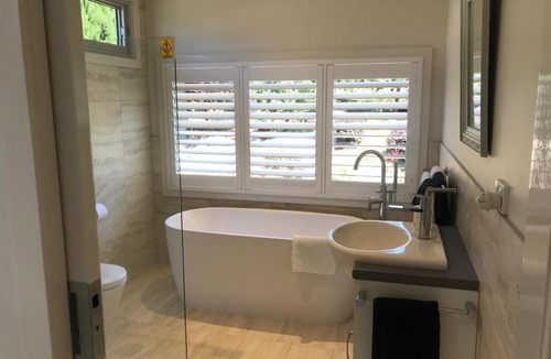 Gembrook Bed & Breakfast | SIGNAL BOX Short Stay