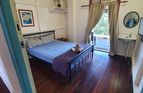 Silkwood Hotel | Silkwood Hotel- Enjoy the tourist way or need a room for longer.