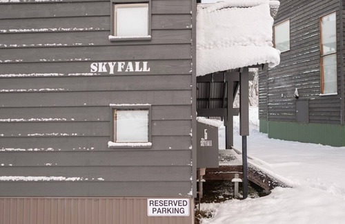 Dinner Plain Ski Chalet | Skyfall - Dinner Plain