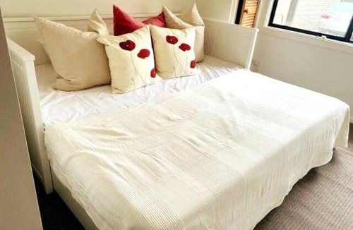 Leura House | Skyview Cottage