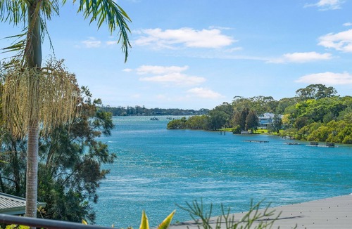 Laurieton Apartment | Slipways - river front holiday unit