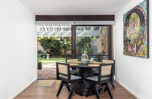 Corlette House | Solace by the Bay