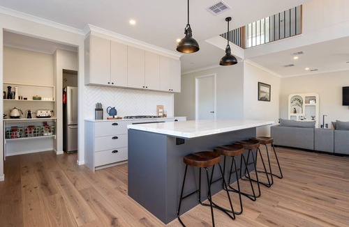 Safety Beach House | Solara House with Heated Pool and Cinema Room